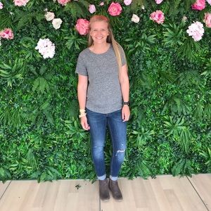 Meet your Posher, Lauren